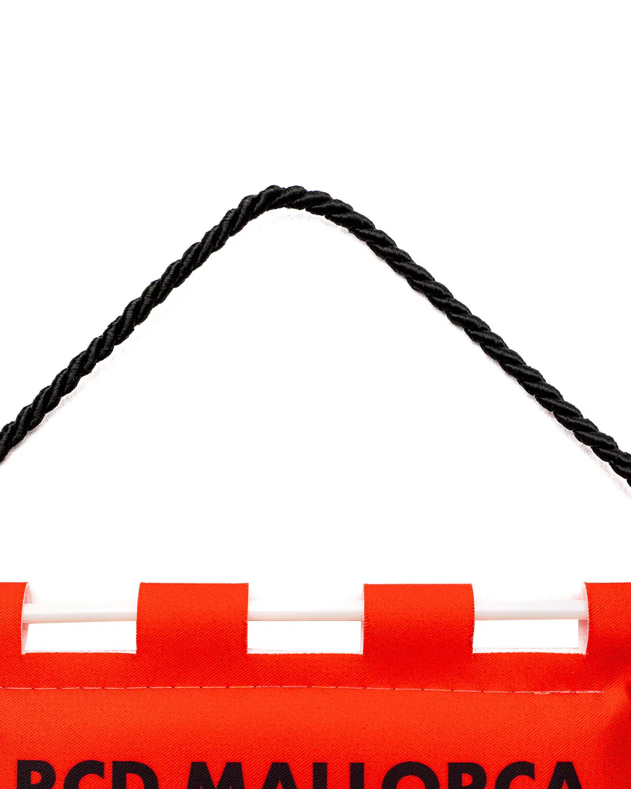 Banderín Escudo Rojo - Image 3