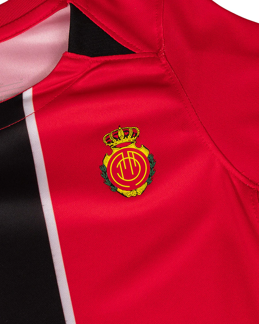 Conjunto Primera Equipación 2025-2026 Niño/Niña - Image 3